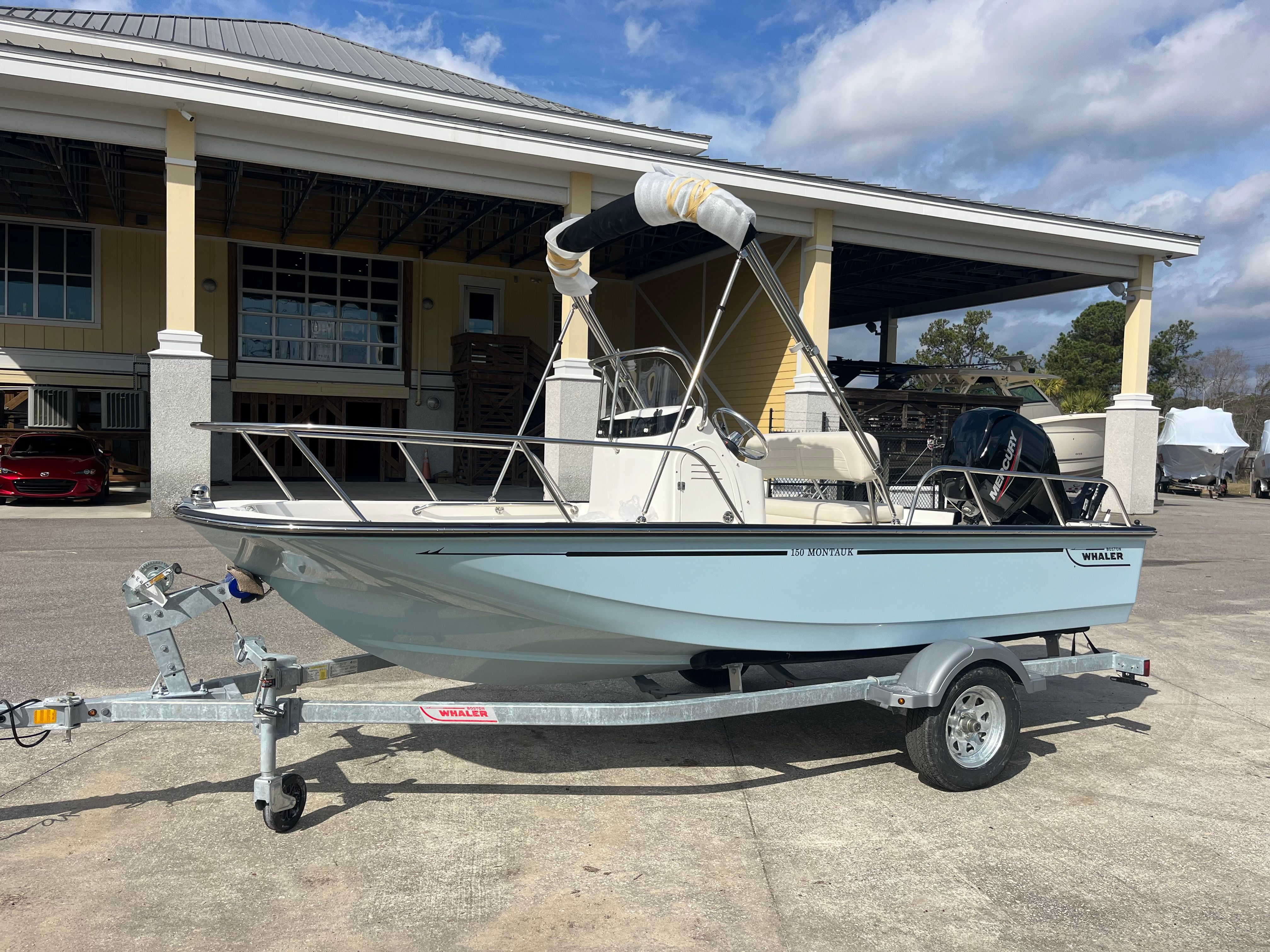 2023 Boston Whaler 150 Montauk