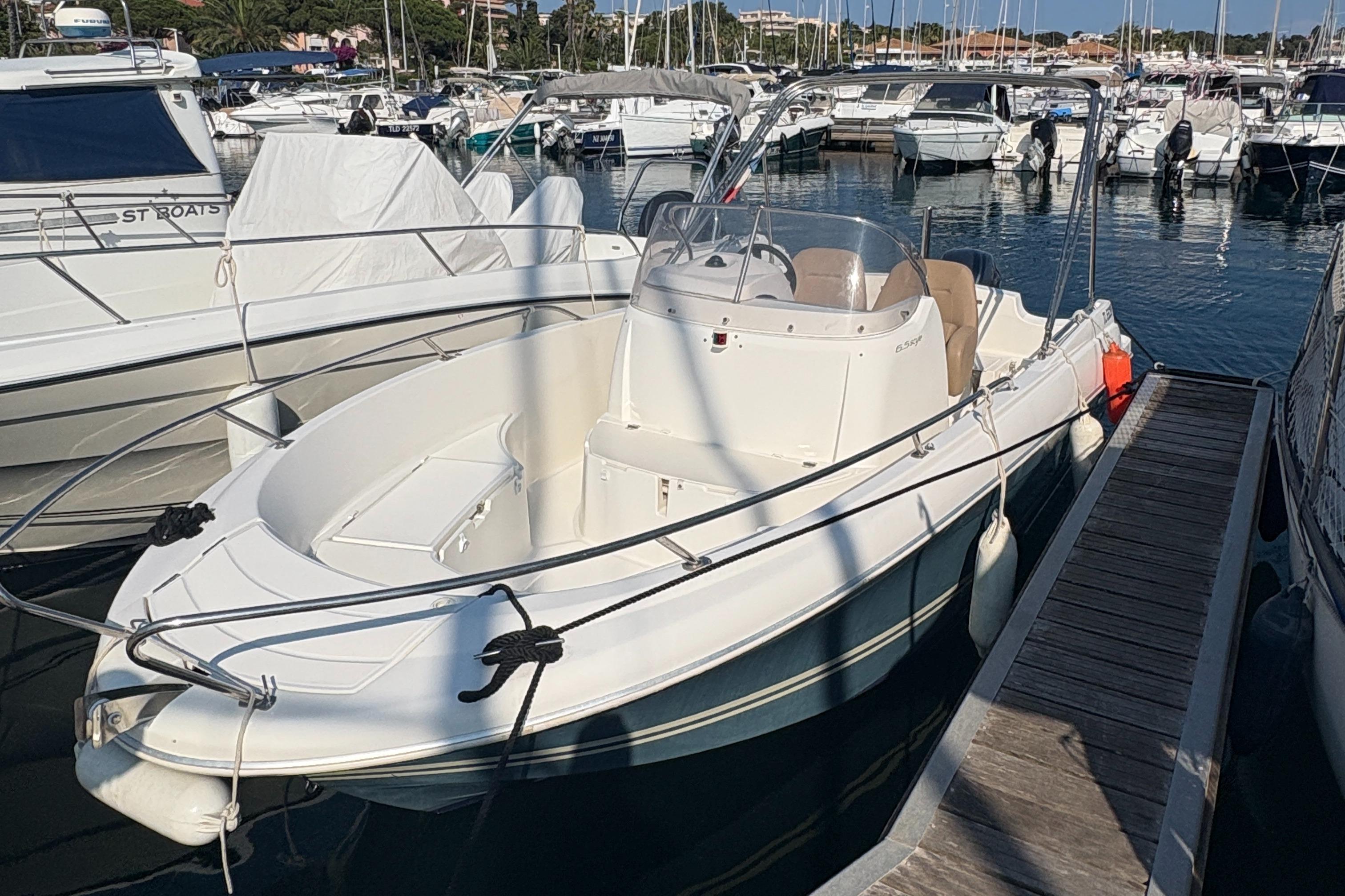 Jeanneau Cap Camarat 6.5 CC