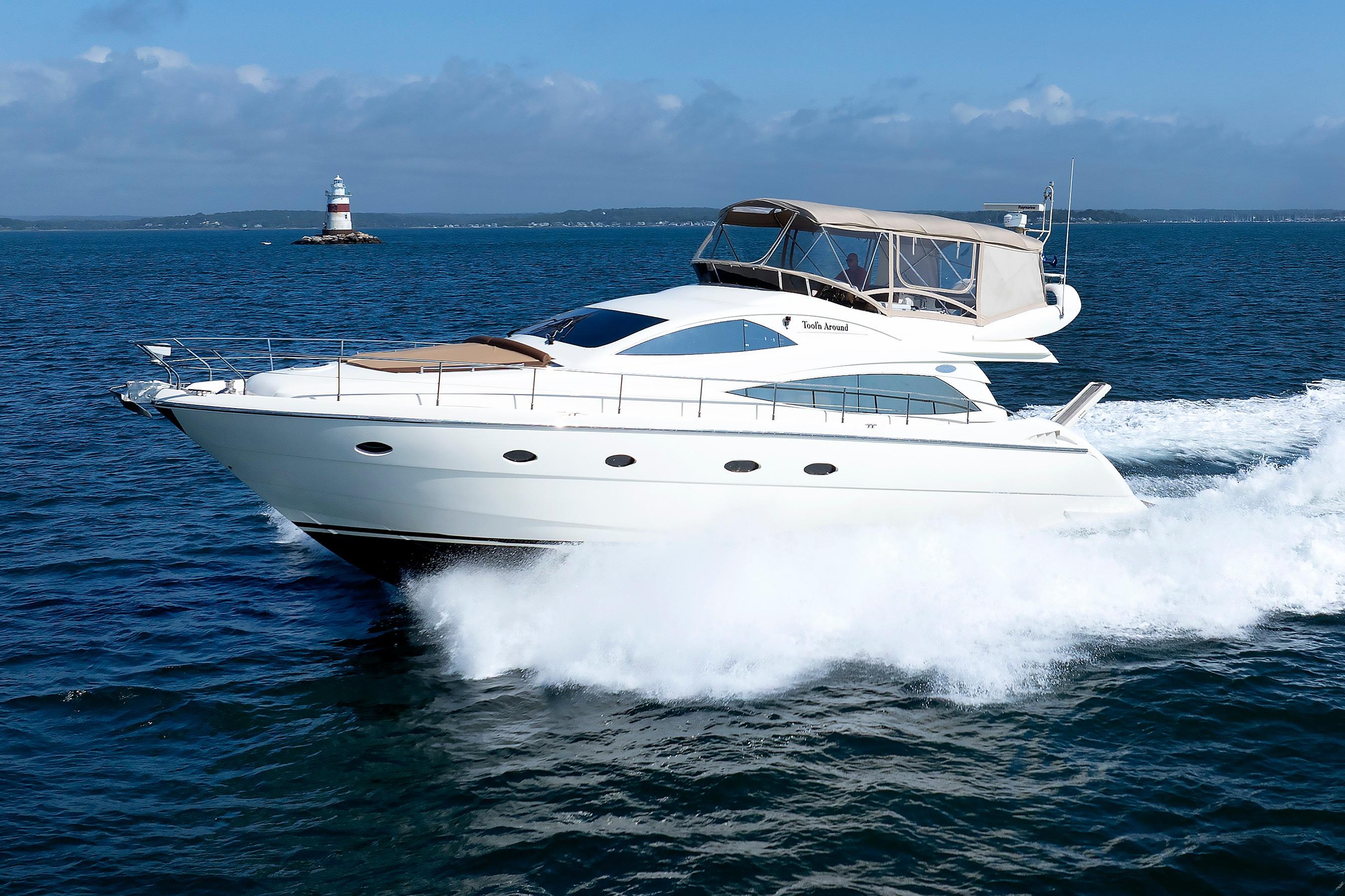 2005 Aicon 56 Flybridge