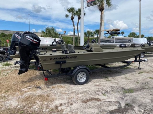 2026 Tracker Grizzly® 1754 Utility