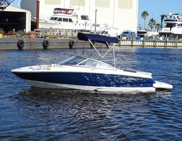 2021 Regal 1900 ES Bowrider