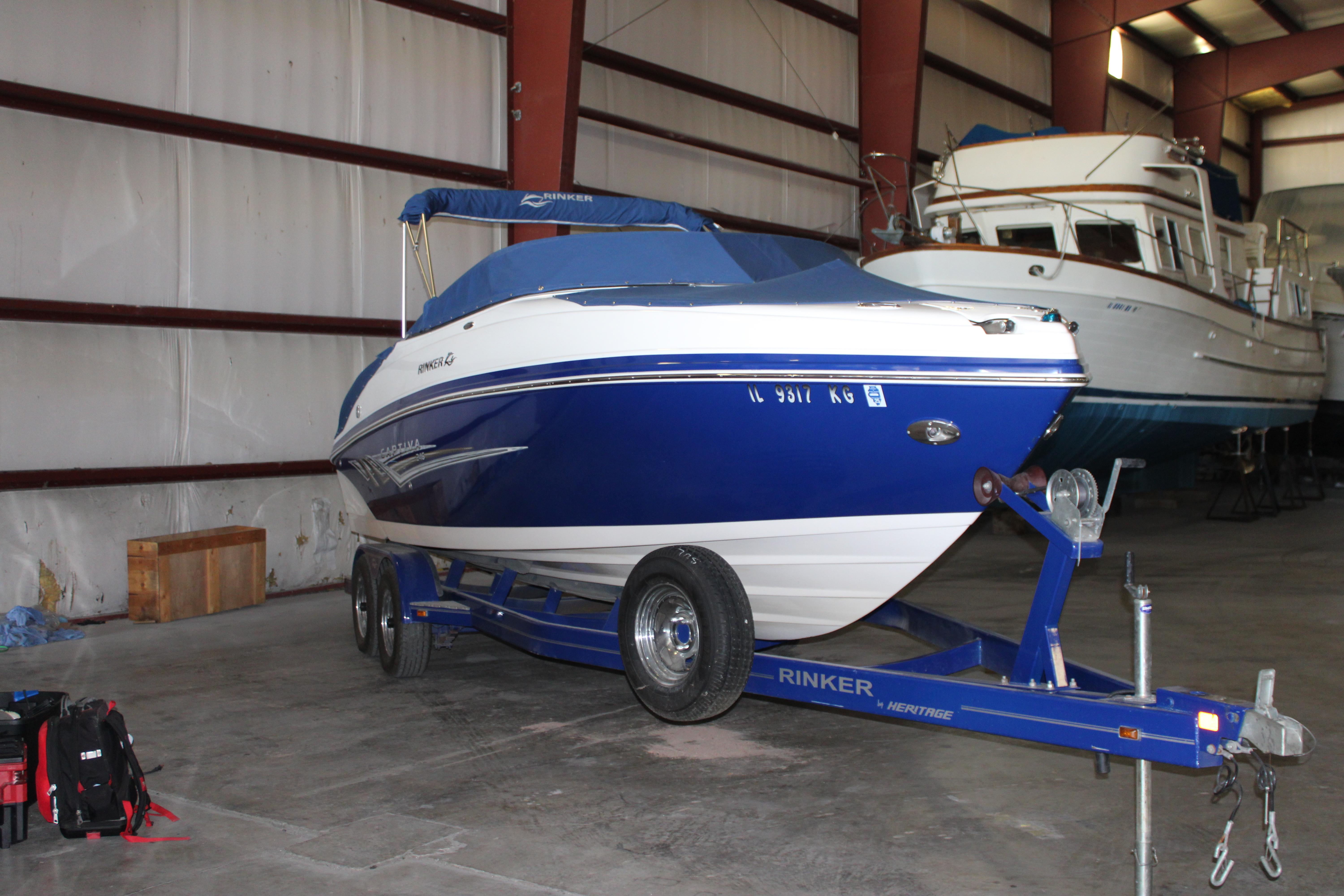 2009 Rinker 246 Captiva Bowrider