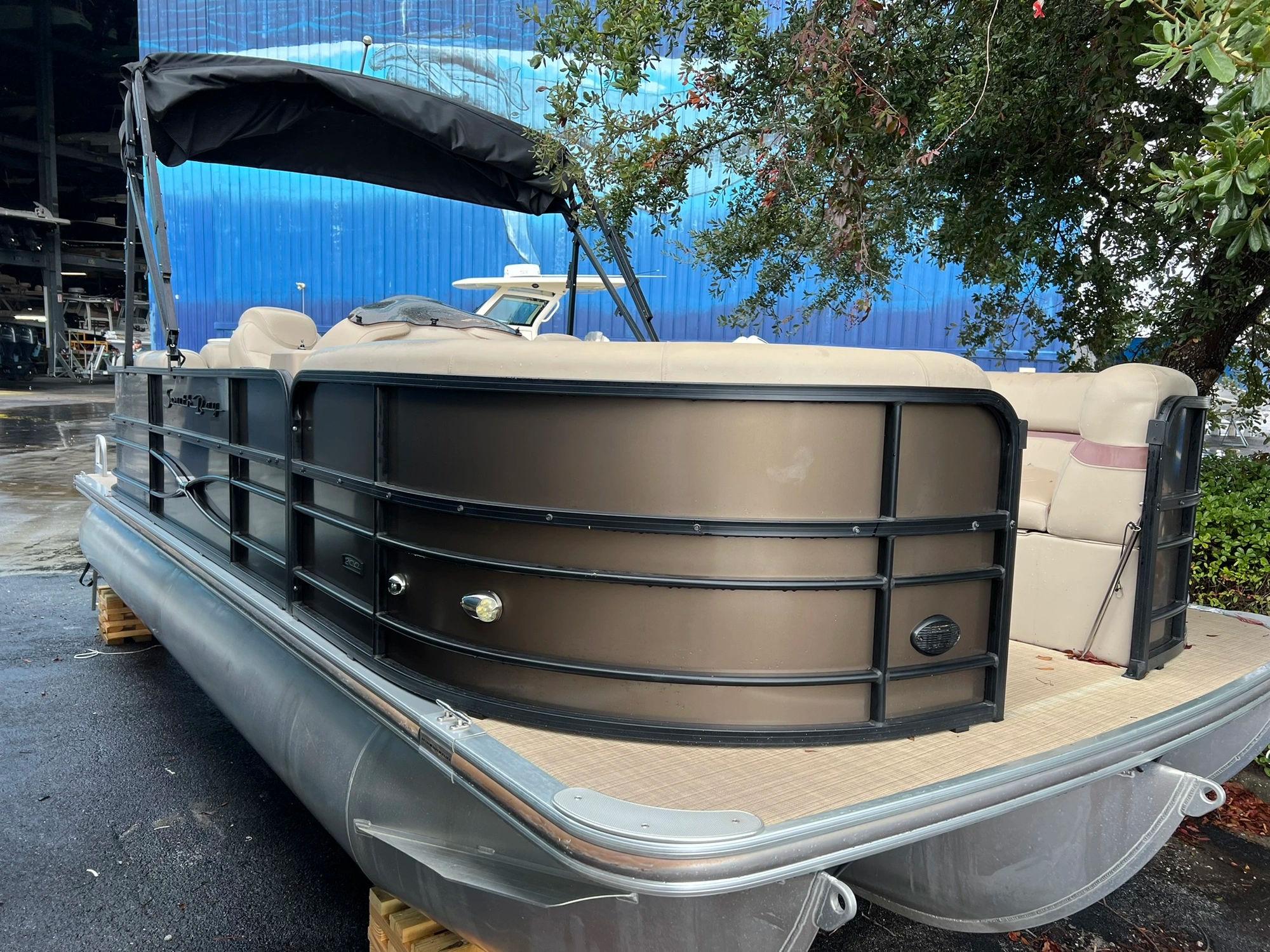 South Bay 220 CR 2019-SOUTH-BAY-220-CR