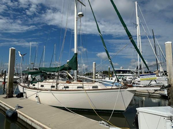 1988 Island Packet 38