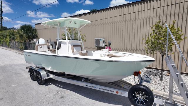 2025 Sea Born LX24 CC