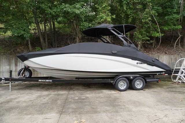 Yamaha Boats 275SE