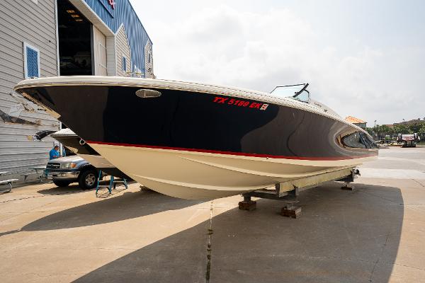 2013 Chris-Craft Launch 32