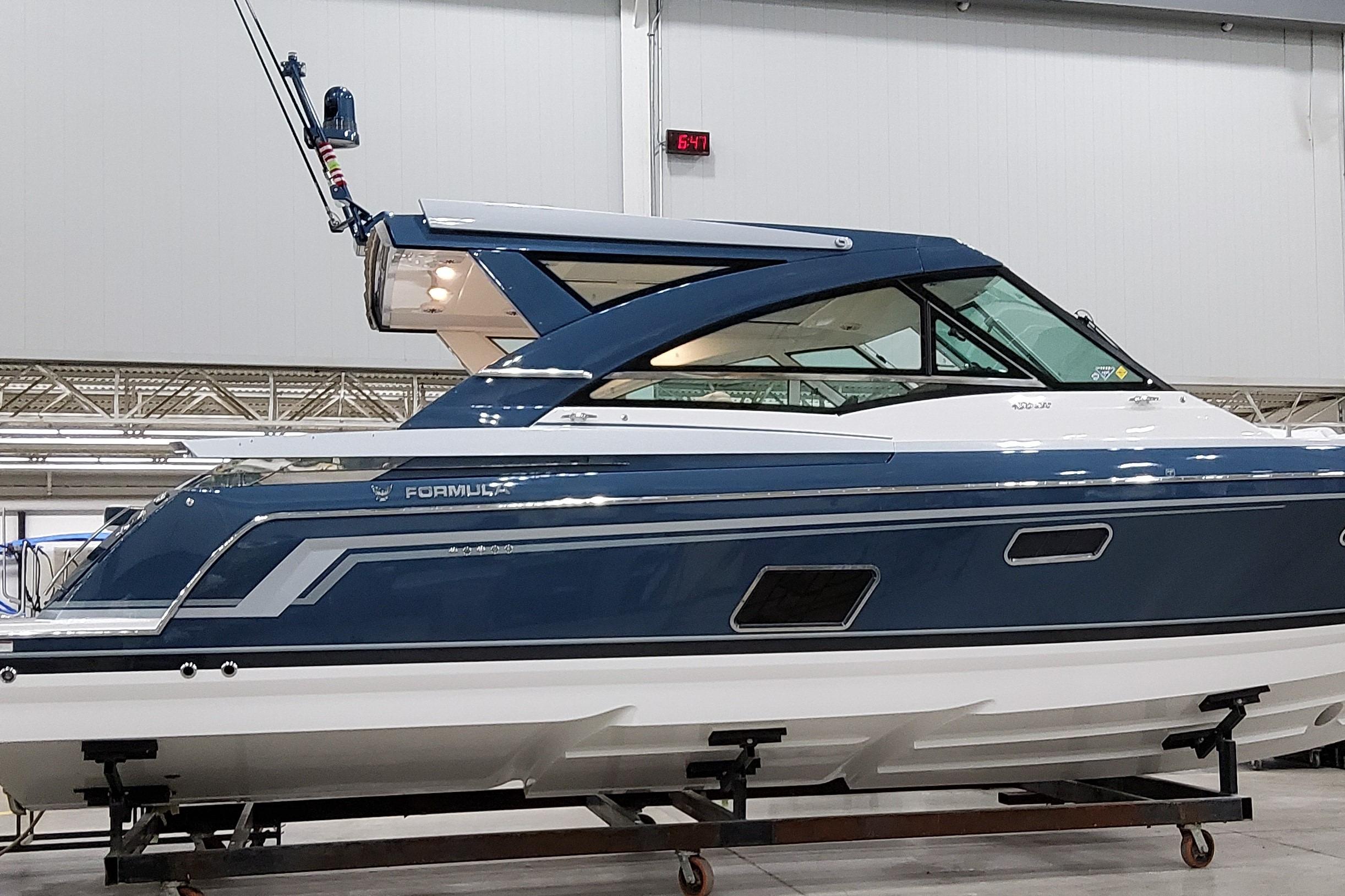 2026 Formula 430 Super Sport Crossover