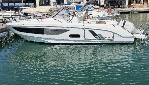 2023 Beneteau Flyer 9 SUNdeck