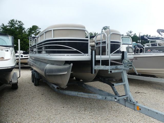 2022 Sun Tracker SportFish™ 22 XP3