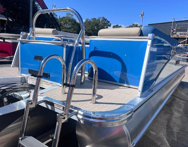 2024 Avalon Catalina Quad Lounge - 25'