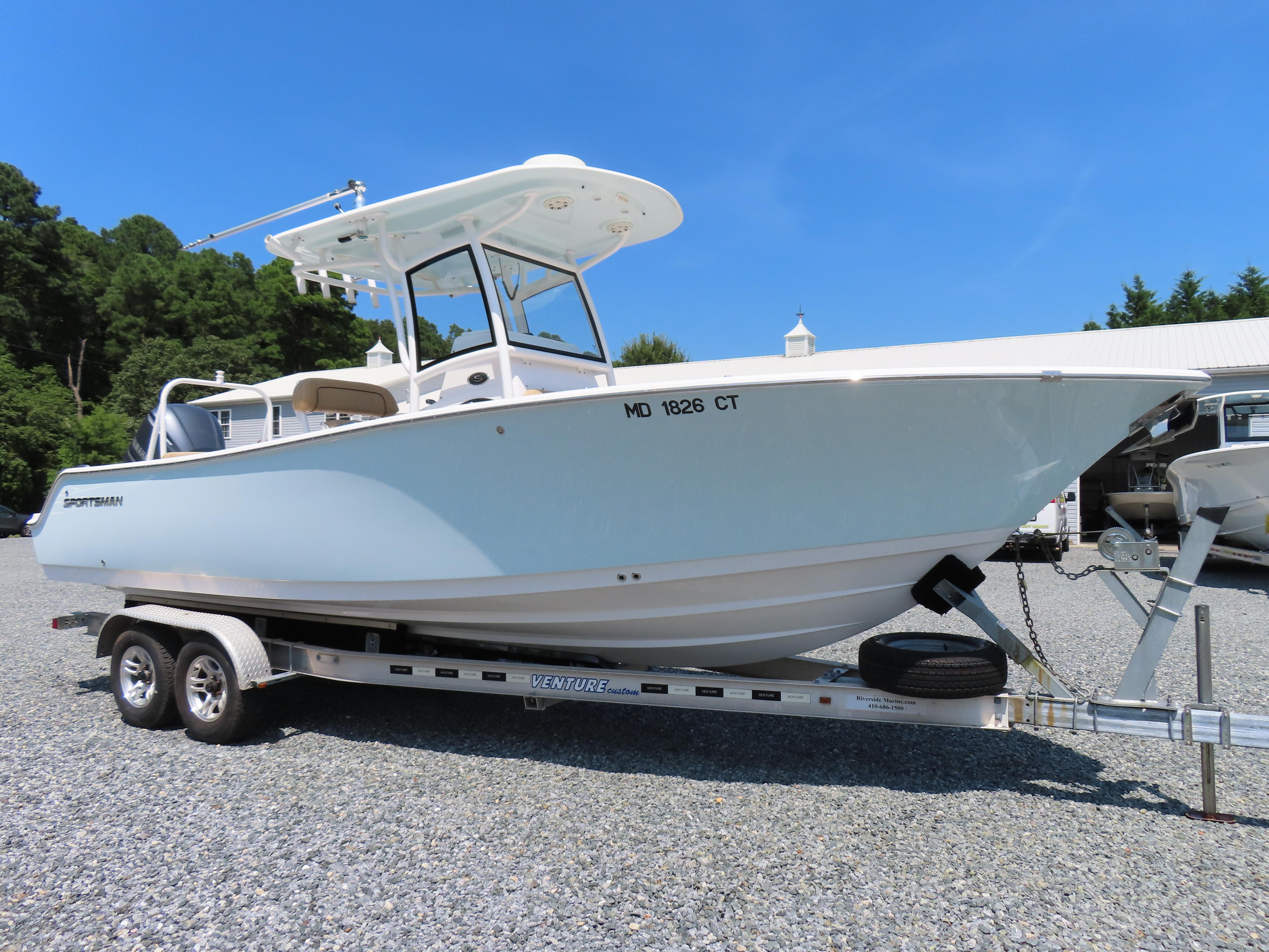 2018 Sportsman Heritage 251 Center Console