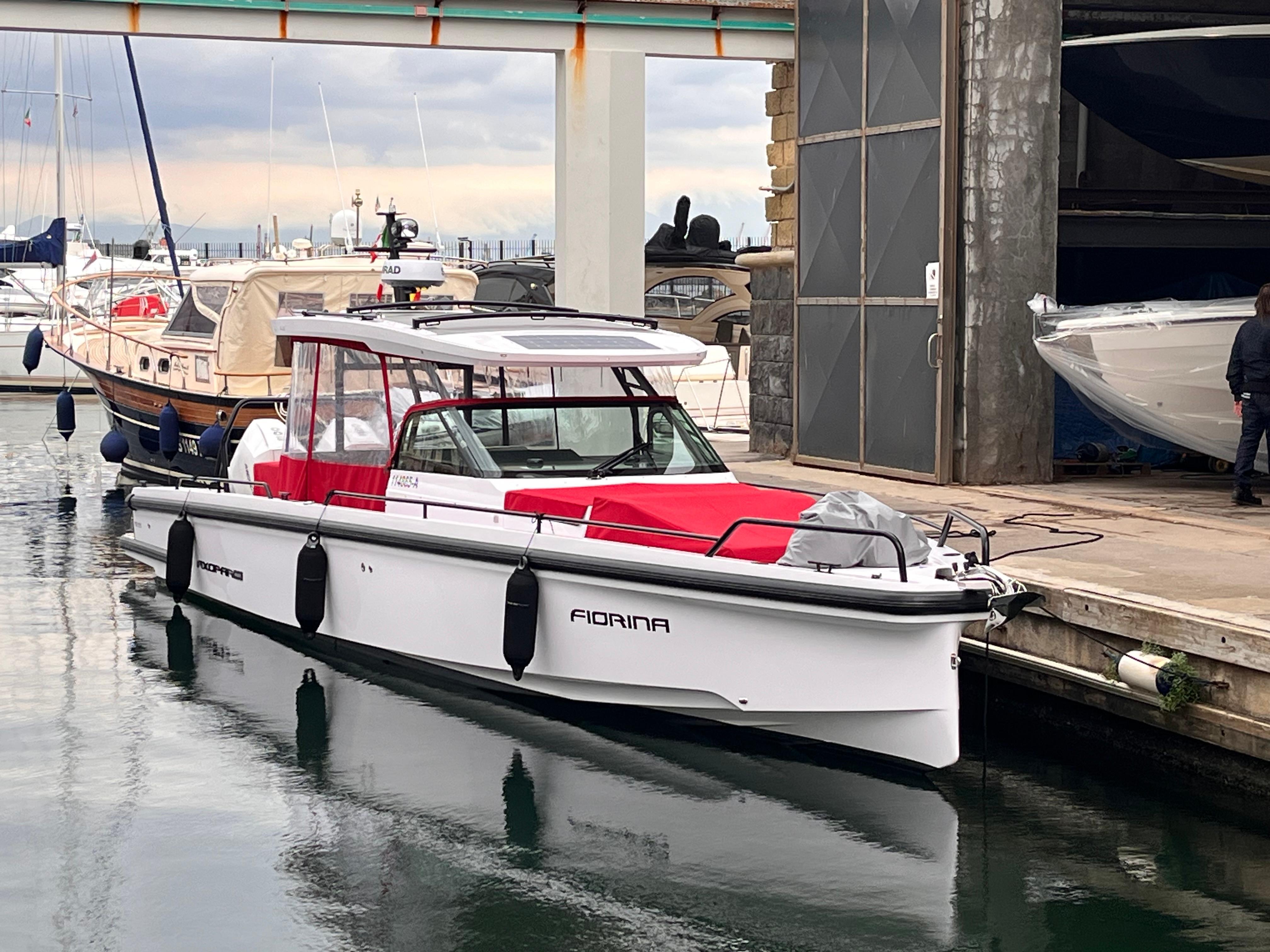 2022 Axopar 37 ST Sun Top, Brabus Line 2