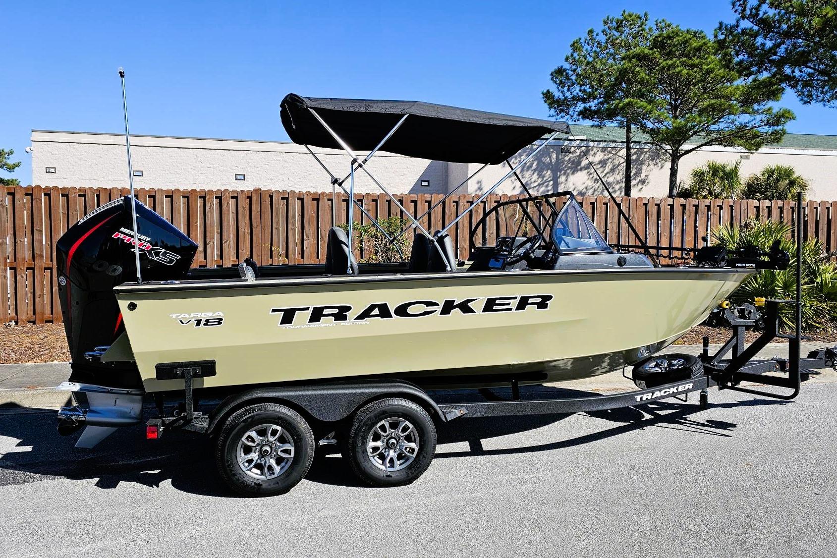 2026 Tracker Targa V-18 Combo