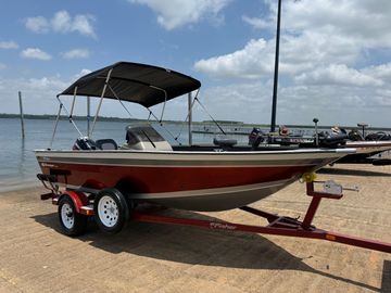 2002 Fisher 16 Pro Avenger