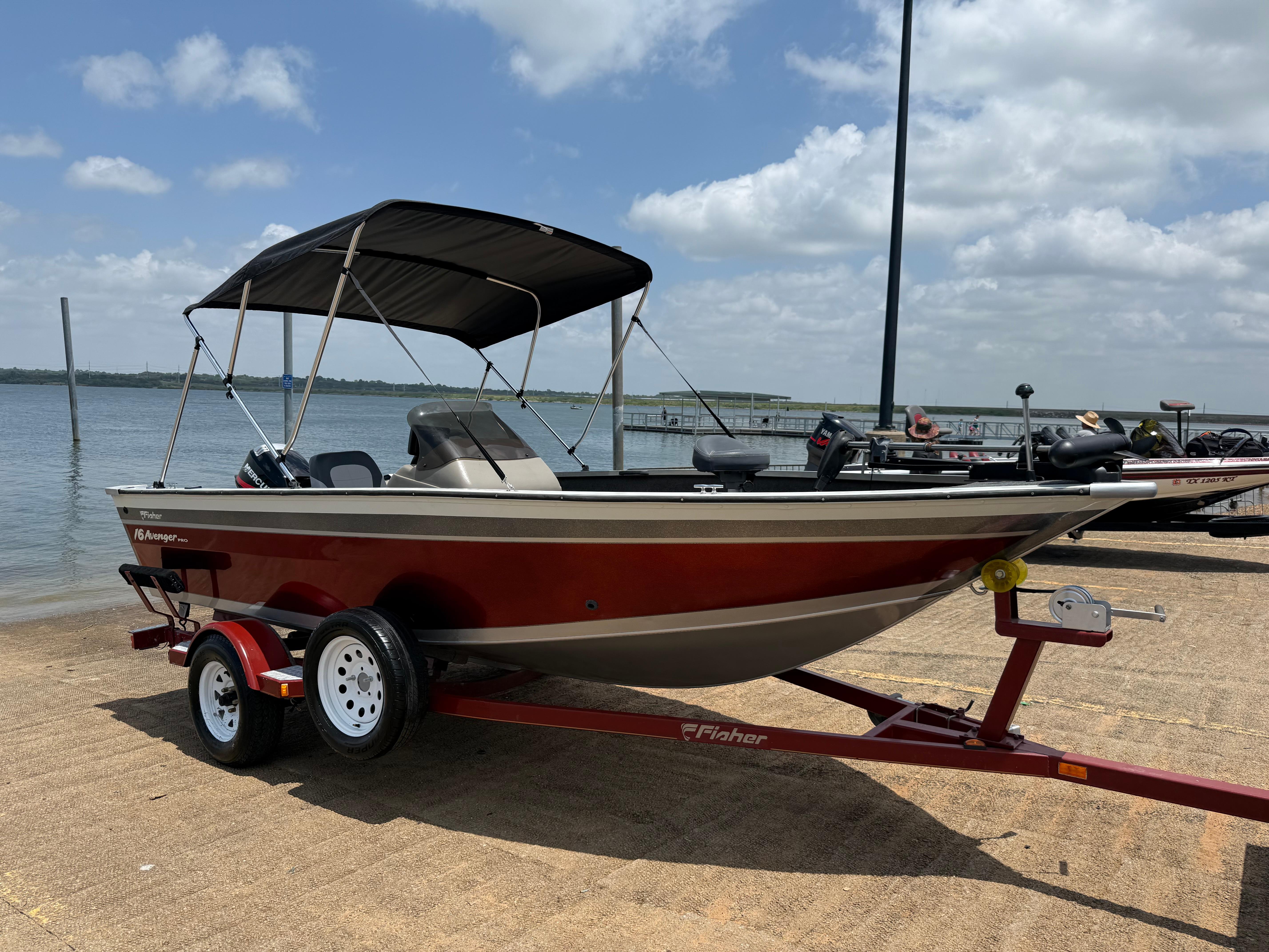 2002 Fisher 16 Pro Avenger