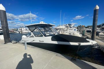 2022 Finseeker 280 DC