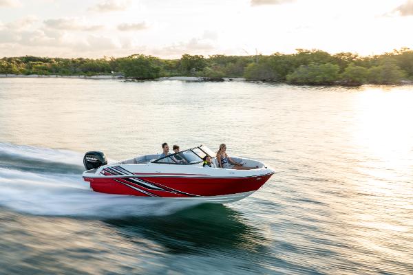 2023 Bayliner VR4