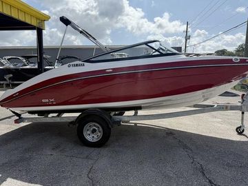 2025 Yamaha Boats SX195