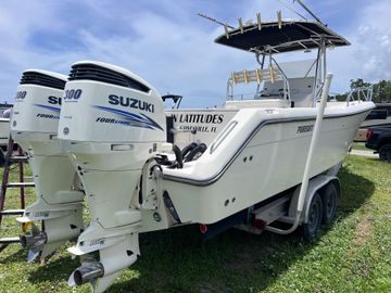 2003 Pursuit 2870 Center Console