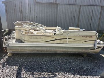2005 Godfrey 20149RE 2T