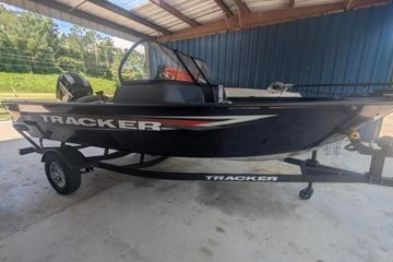 2026 Tracker Pro Guide V-16 WT