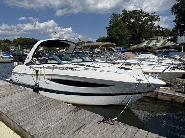 2016 Four Winns V-275