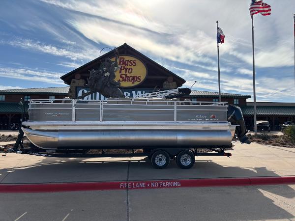 2024 Sun Tracker Fishin' Barge 22 XP3