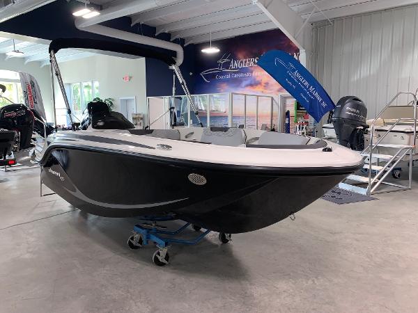 2024 Bayliner Element M15