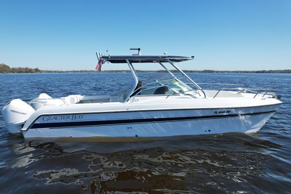 2004 Glacier Bay Renegade 2640