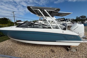 2025 Cobalt R4 Outboard