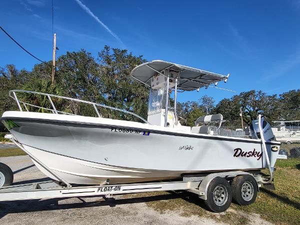2008 Dusky 203 Open Fisherman