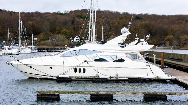 Azimut 55