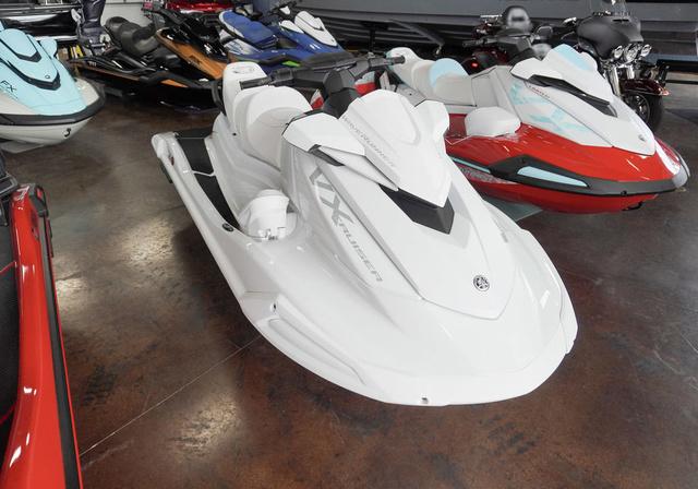 2025 Yamaha WaveRunner VX Cruiser®