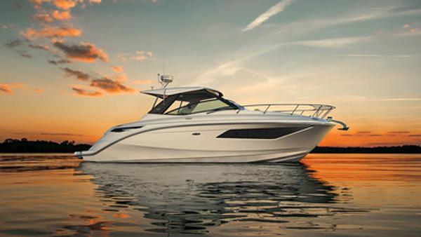 2018 Sea Ray 320 DAE