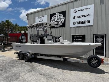 2025 Sea Pro 250 Bay