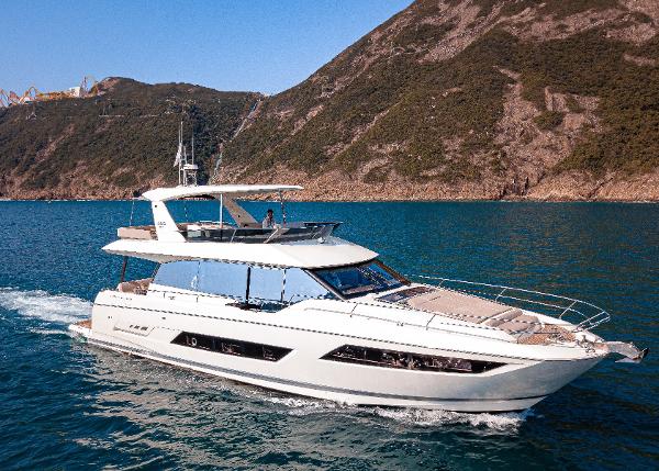 2020 Prestige 680