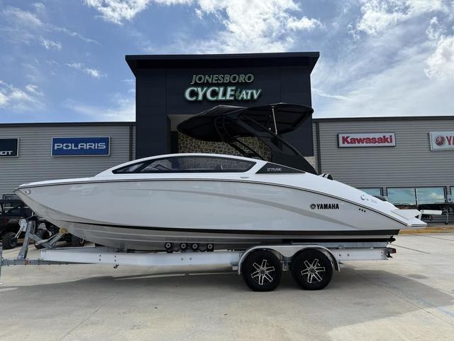 2025 Yamaha Boats 275SE