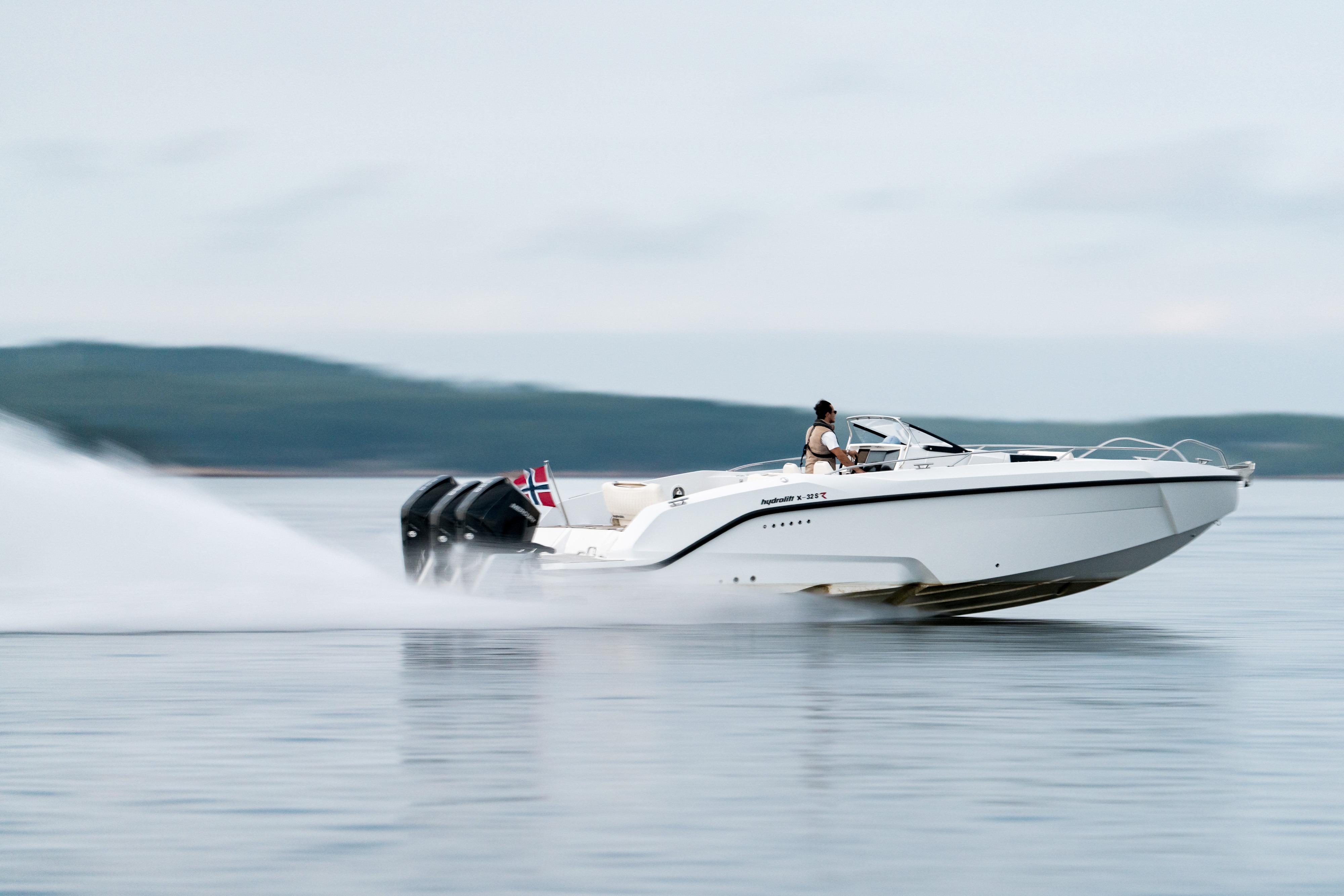 2021 Hydrolift X-32S R