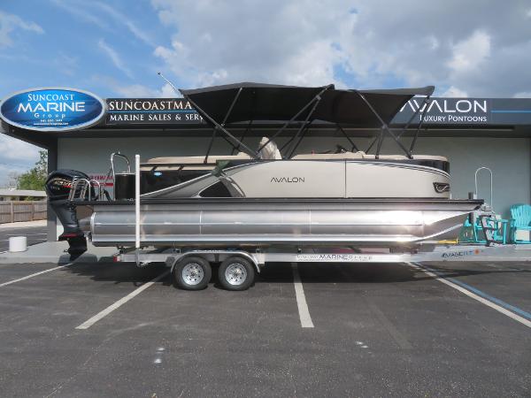 2026 Avalon LSZ Quad Lounger