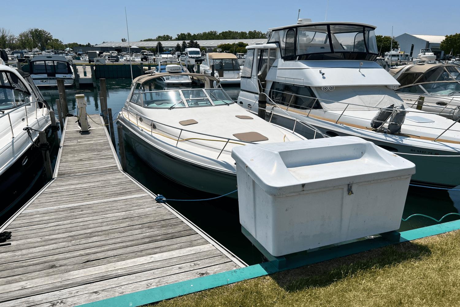 Sea Ray 330 Sundancer