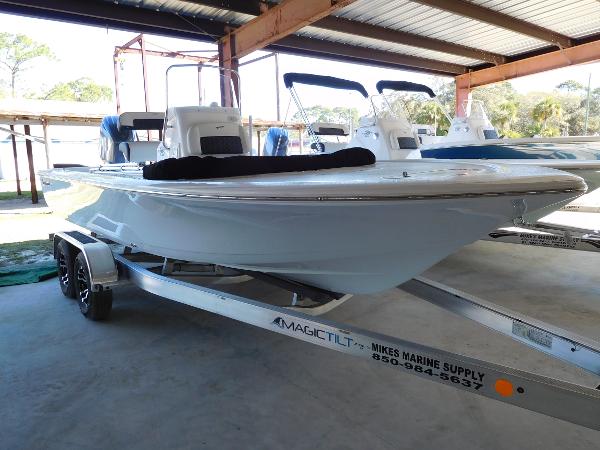 2025 Tidewater 2110 Bay Max