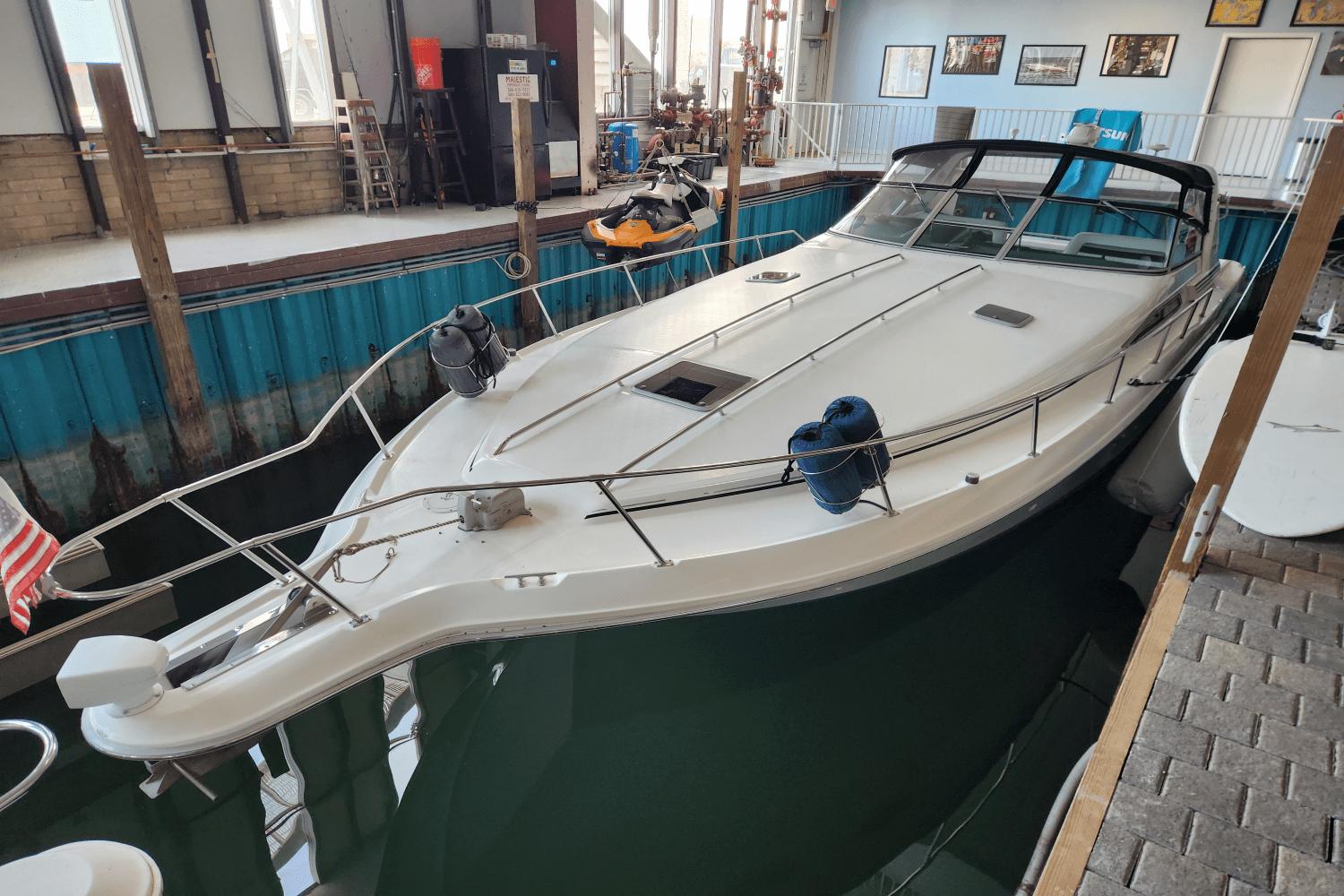 1993 Sea Ray 400 Express Cruiser