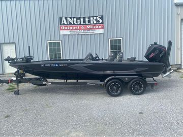 2022 Triton 21 XrT