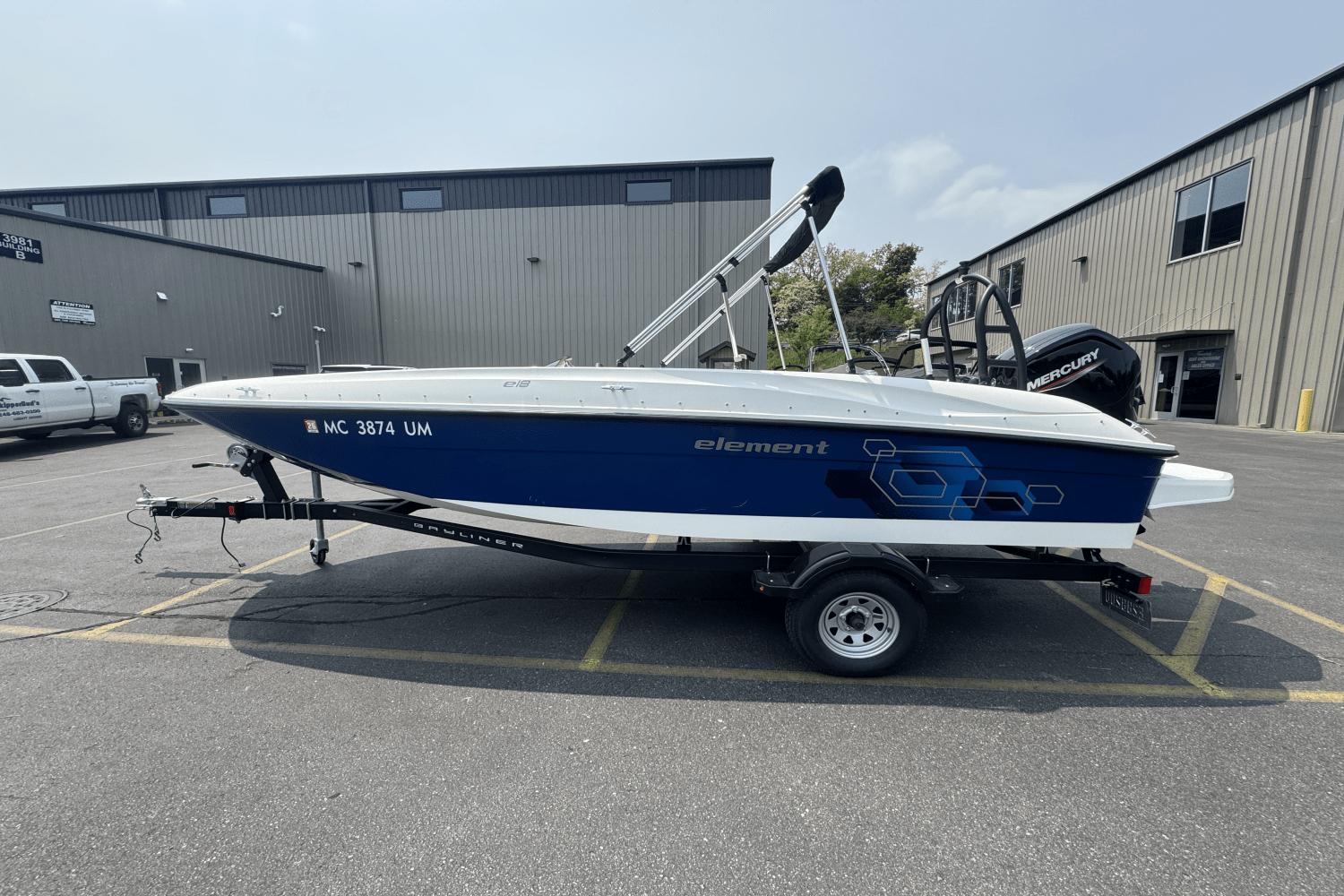 2021 Bayliner 180 Element