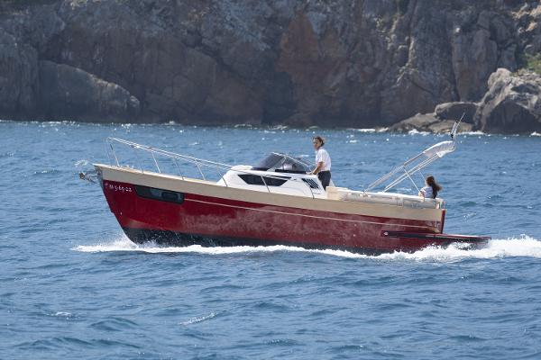 2025 Girbau Boats G28 Cabin