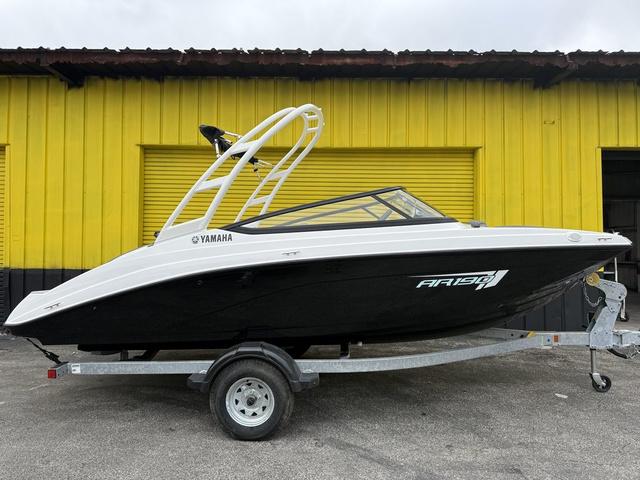 2025 Yamaha Boats AR190