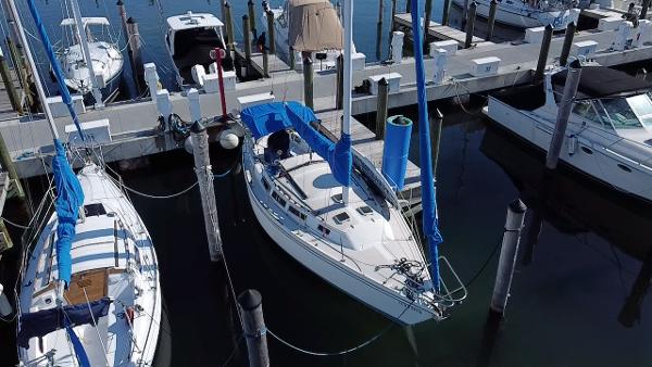 1985 Catalina 30