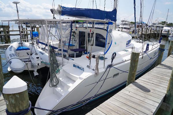 2000 Lagoon 410