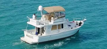 2001 Mainship 390 Trawler